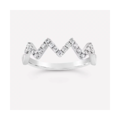 18K/750心動白色黃金鑽石戒指